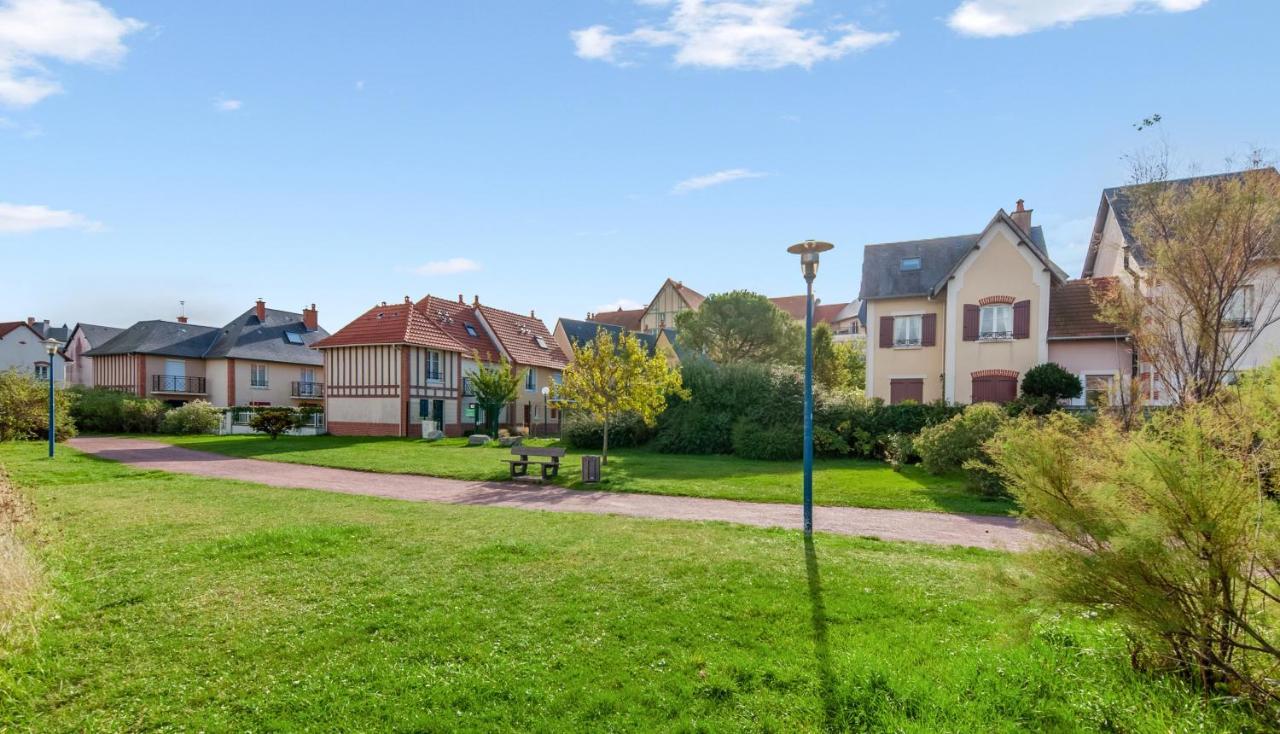 Residence Pierre & Vacances Port Guillaume Dives-sur-Mer Exterior foto