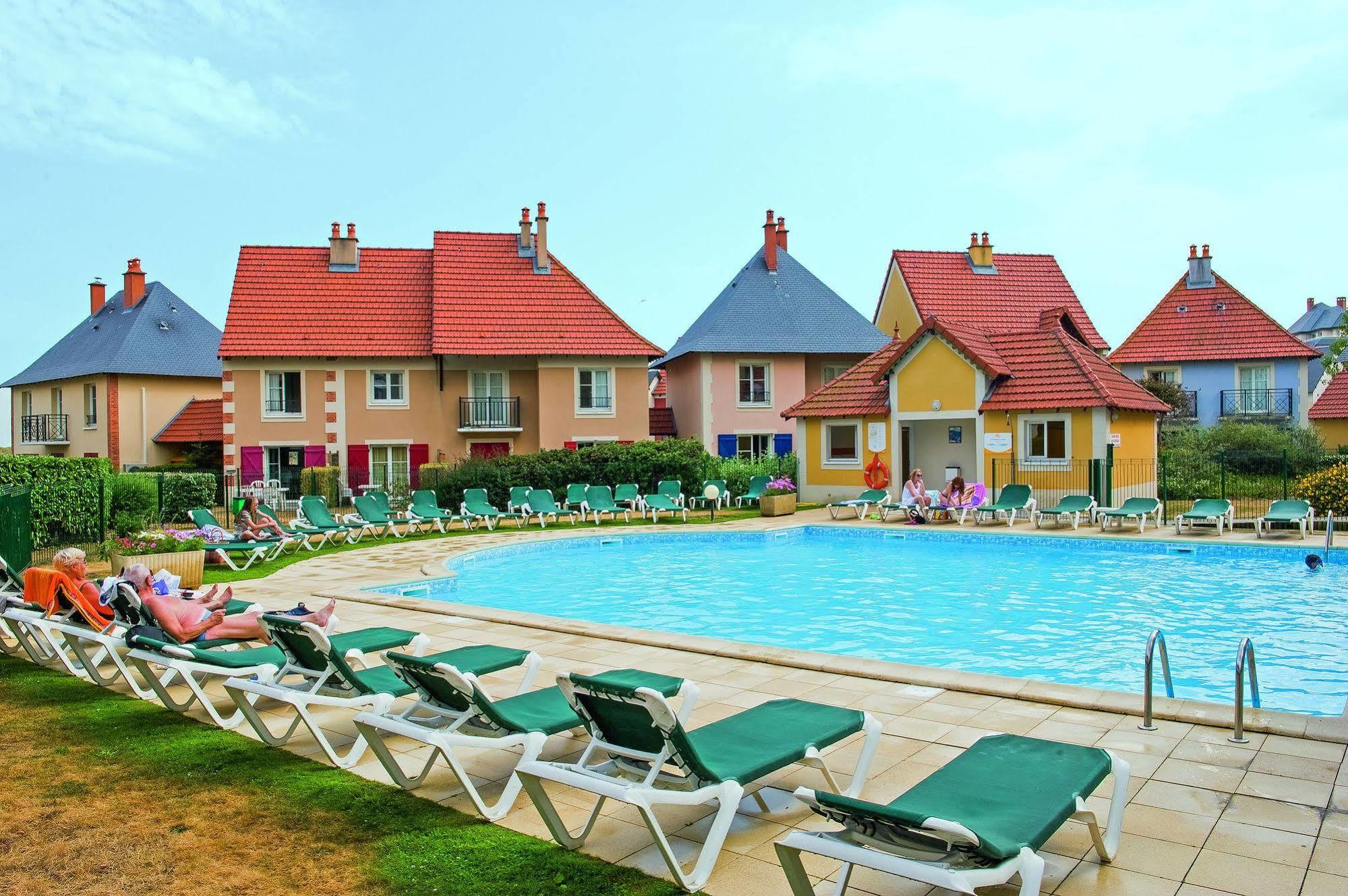 Residence Pierre & Vacances Port Guillaume Dives-sur-Mer Exterior foto